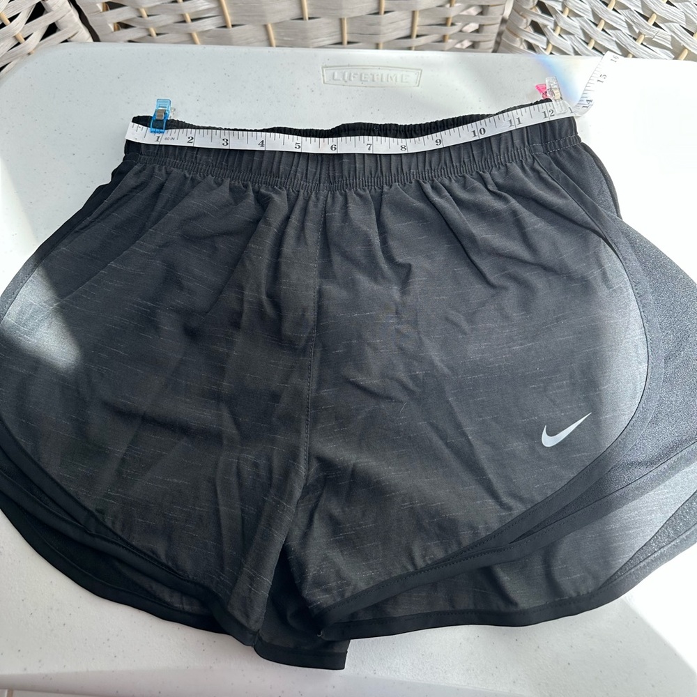 Nike Dri-Fit Black  Athletic Shorts Moisture-Wicking Lightweight‎ size S